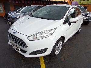 FIESTA HATCH SE 1.5 FLEX 2012 Completo, Airbag, Abs, Som, Alarme, cor Branca, Roda Liga, Conservado.