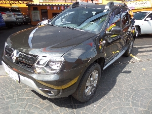 DUSTER DINAM. 2.0 FLEX  AUT. 2017 Completa, Automática, Airbag, Abs, Som, Alarme, Roda Liga, cor Preta, Pneus Novos, Ipva Pago, bem Conservada