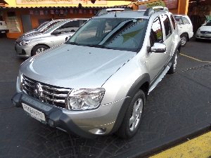 DUSTER DINAM. 2.0 FLEX AUT. 2013 Completa, Automática, Airbag, Abs, Som, Alarme, Roda Liga, cor Prata, bem Conservada