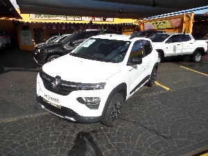 KWID OUTOSIDER 1.0 FLEX 2025  Completo, U.dono, Airbag, Abs, cor Branca, Som, Alarme, Vidro e Trava Eletrica, Seria Especial mais Equipado, 41mlkm, Novinho